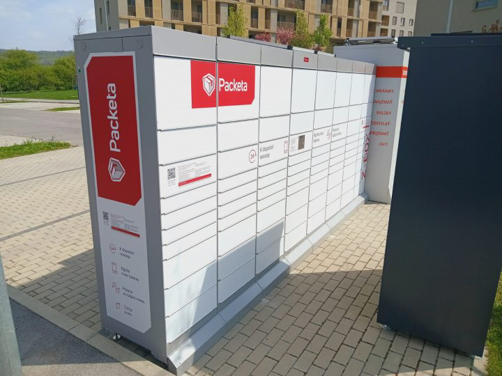 Z-BOX Bratislava, Mateja Encingera (parkovisko)