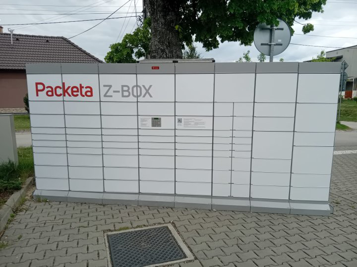 Z-BOX Ružindol, parkovisko pri cintoríne