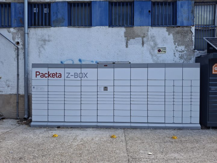 Z-BOX Bratislava, Jurigovo nám.  444/10
