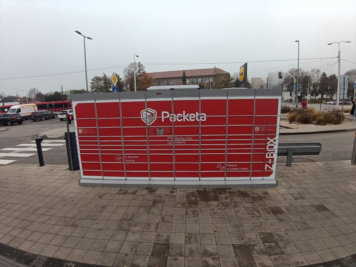 Z-BOX Bratislava, Karloveská 6183 (Lidl)