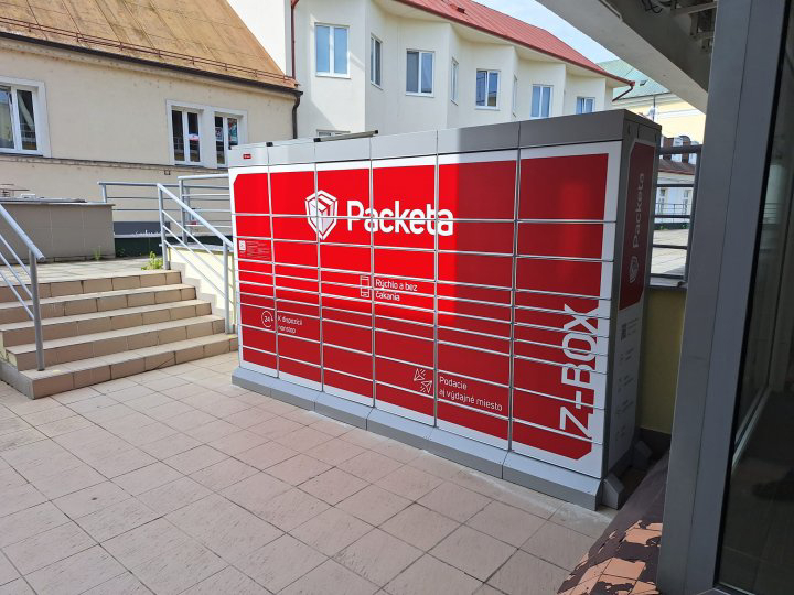 Z-BOX Prievidza, Š. Moyzesa 1 (OD Vtáčnik)