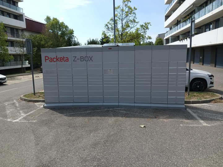 Z-BOX Bratislava, Pri vinohradoch 9827