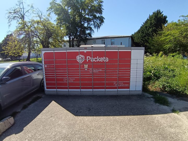 Z-BOX Bratislava, Stará Prievozská 18