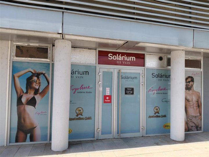 Bratislava-Nové Mesto, Bajkalská 9 (Solárium III veže)