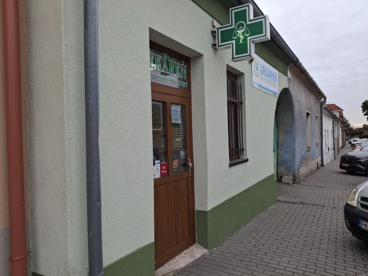 Svätý Jur, Prostredná 12