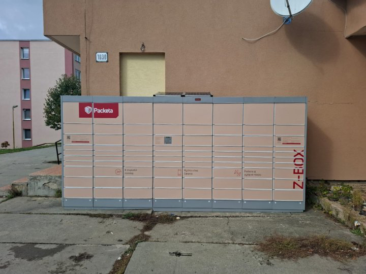 Z-BOX Medzev, Sídlisko Mladosť 1030/12 (COOP Jednota)