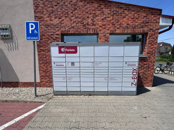Z-BOX Košúty, Hlavná 203 (COOP Jednota)