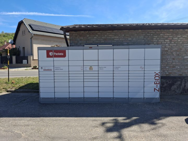 Z-BOX Kamenica nad Hronom, Kamenica nad Hronom (autobusová zastávka)