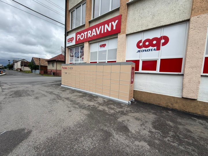 Z-BOX Suchá Hora, Suchá Hora 253 (COOP Jednota)