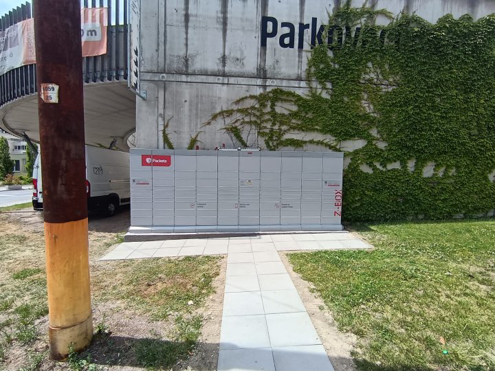 Z-BOX Bratislava, Limbová 2A