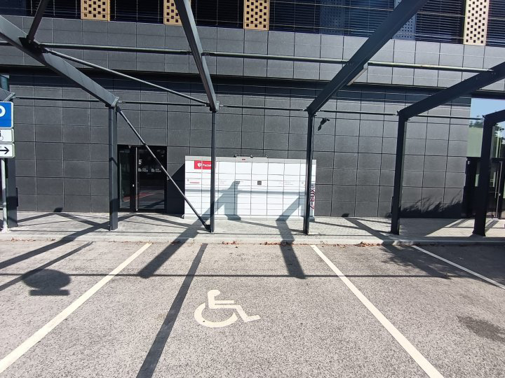 Z-BOX Bratislava, Einsteinova 33 (Einpark)