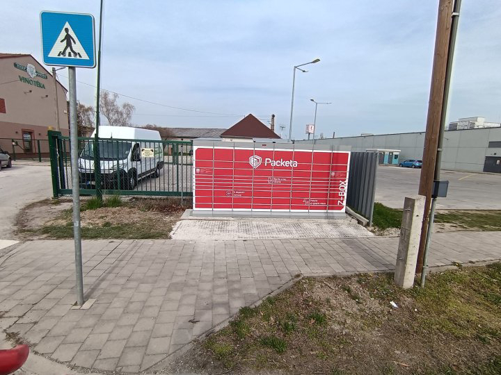 Z-BOX Pezinok, Limbašská 3219