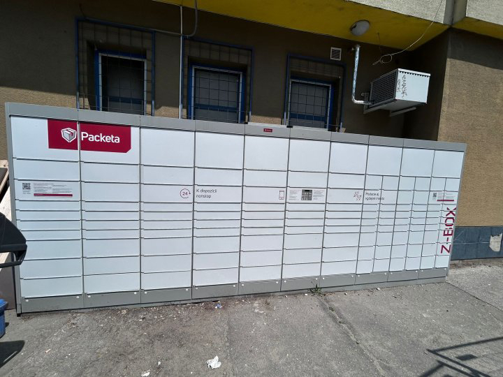 Z-BOX Bratislava, Dr. Vladimíra Clementisa 5