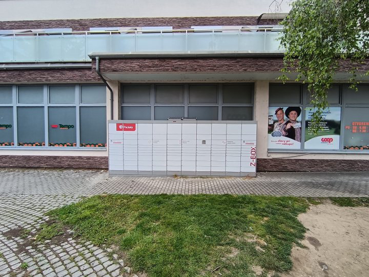 Z-BOX Galanta, Hlavná 951/21 (COOP Jednota)