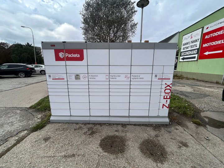 Z-BOX Šaľa, SNP (Tržnica)