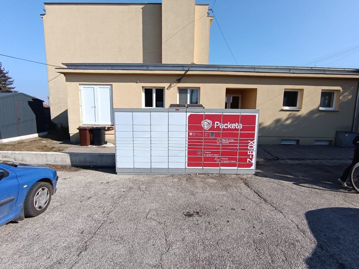 Z-BOX Ivanka pri Nitre, Novozámocká 141/326