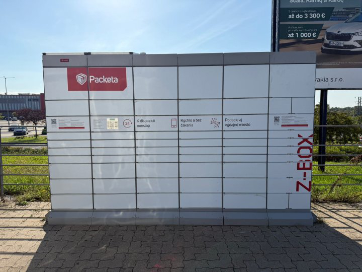 Z-BOX Košice, Moldavská cesta 32 (OC Optima)
