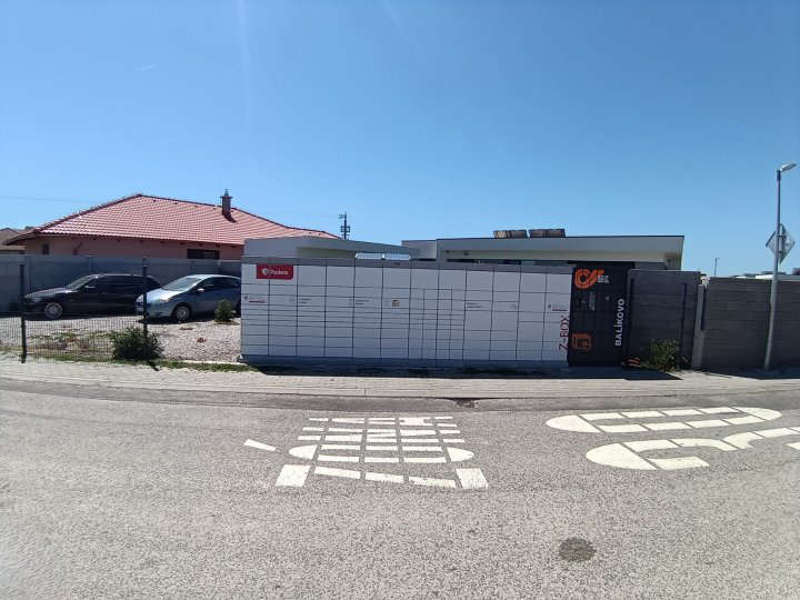 Z-BOX Dunajská Lužná, Sadová