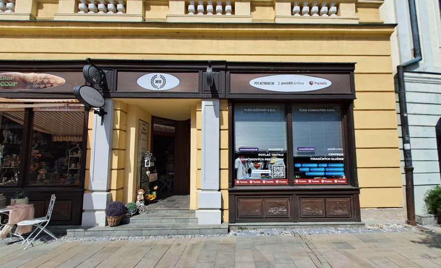 Nitra, Štefánikova trieda 4