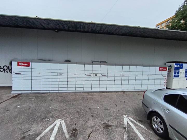 Z-BOX Bratislava, Komárnická 3