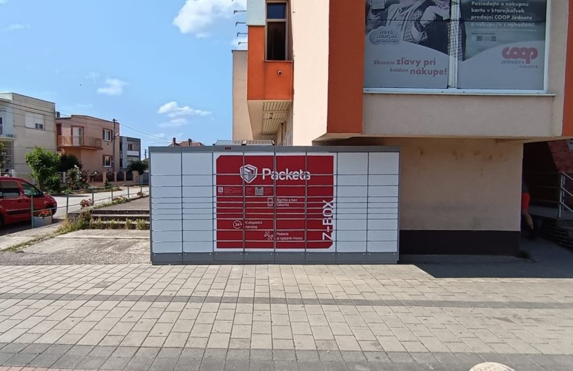 Z-BOX Veľká Mača, Trnavská cesta 666 (COOP Jednota)