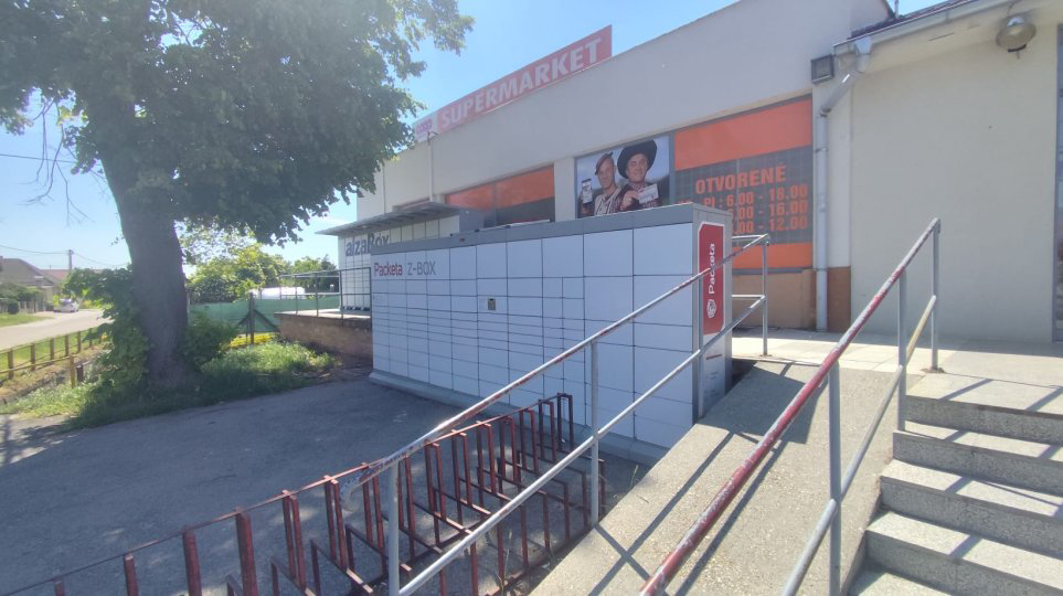 Z-BOX Šoporňa, J. A. Komenského 105 (COOP Jednota)