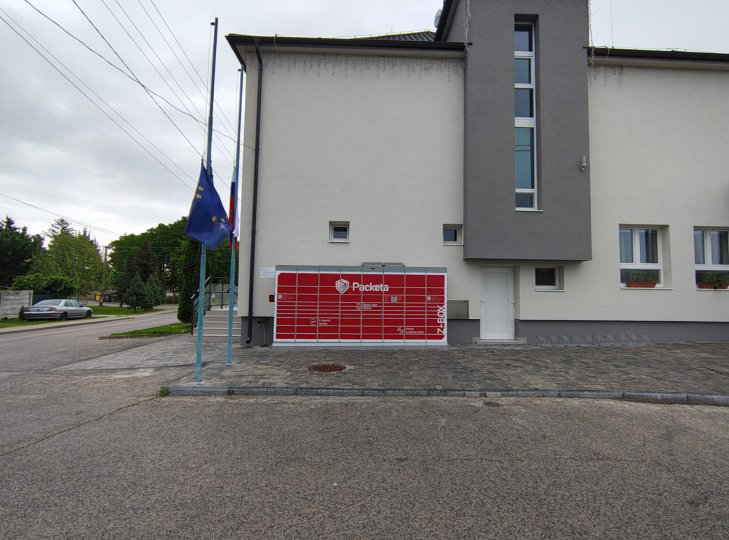 Z-BOX Trstice, Trstice 667