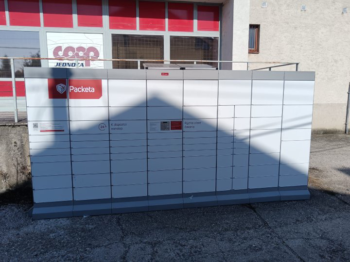 Z-BOX Vozokany, Miléniová 352/3 (COOP Jednota)