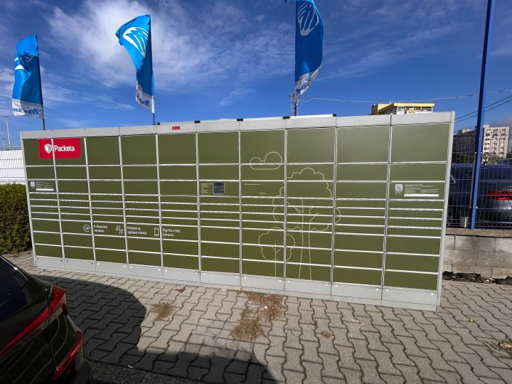 Z-BOX Bratislava, Panónska cesta 39 (AAA Auto)