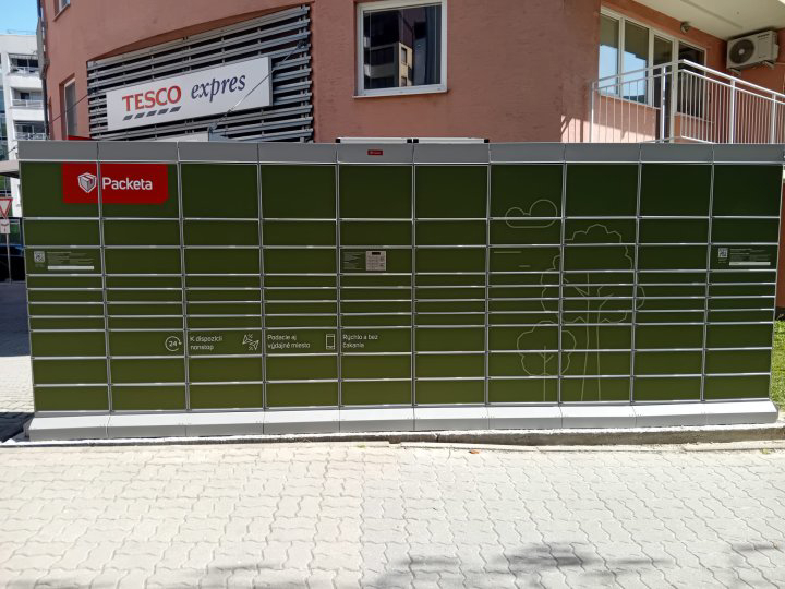 Z-BOX Bratislava, Kresánkova 7