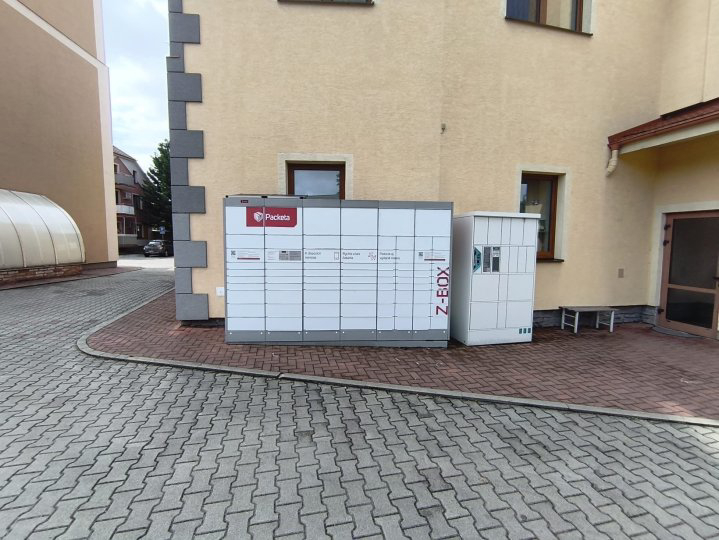 Z-BOX Holíč, Bratislavská 20