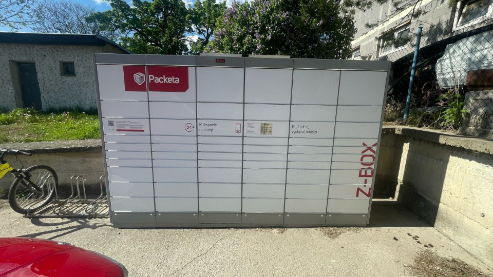 Z-BOX Kunerad, Kunerad 141 (COOP Jednota)