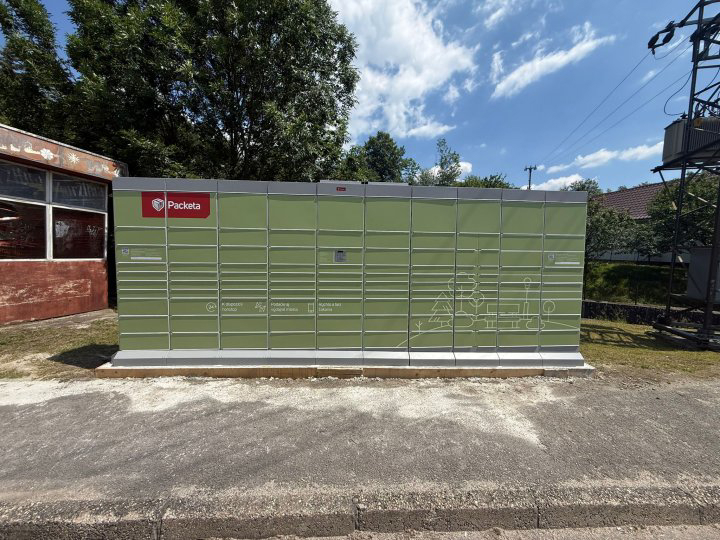Z-BOX Rudina, autobusová zastávka Oravec