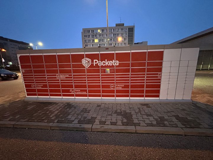 Z-BOX Bratislava, Ružinovská 17596/1F (Lidl)