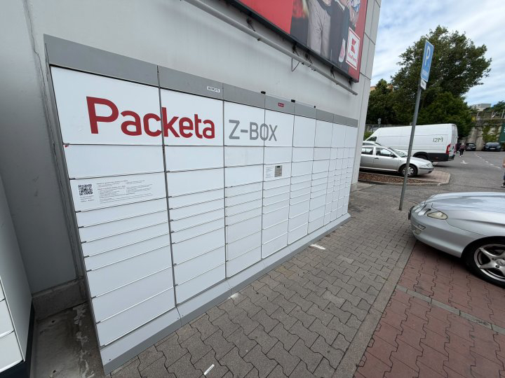 Z-BOX Nitra, Hviezdoslavova trieda 779/37 (Kaufland)