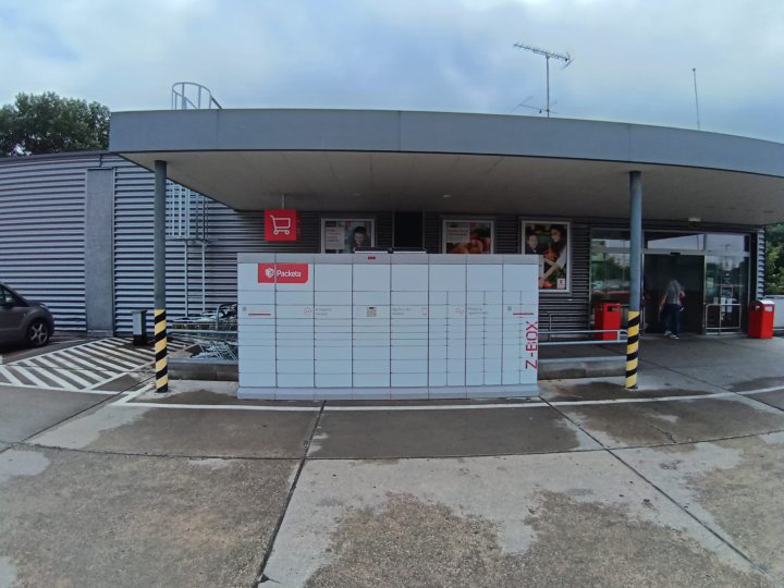 Z-BOX Bratislava, Jantárová cesta 3647/30 (Kaufland)
