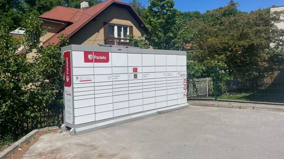 Z-BOX Oščadnica, Oščadnica 2070 (COOP Jednota)