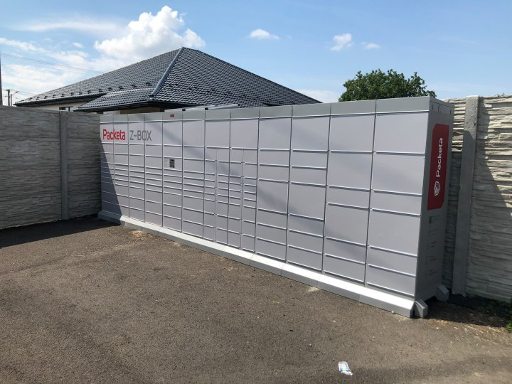 Z-BOX Pavlovce nad Uhom, Hlavná 966 (COOP Jednota)