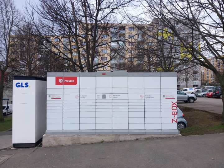 Z-BOX Košice, Ázijská trieda (zastávka Sofijská)