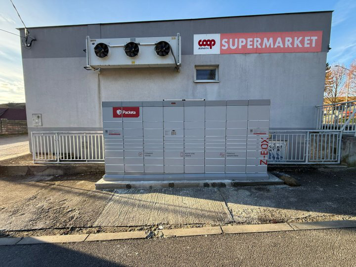 Z-BOX Ráztočno, Ráztočno 469/11 (COOP Jednota)