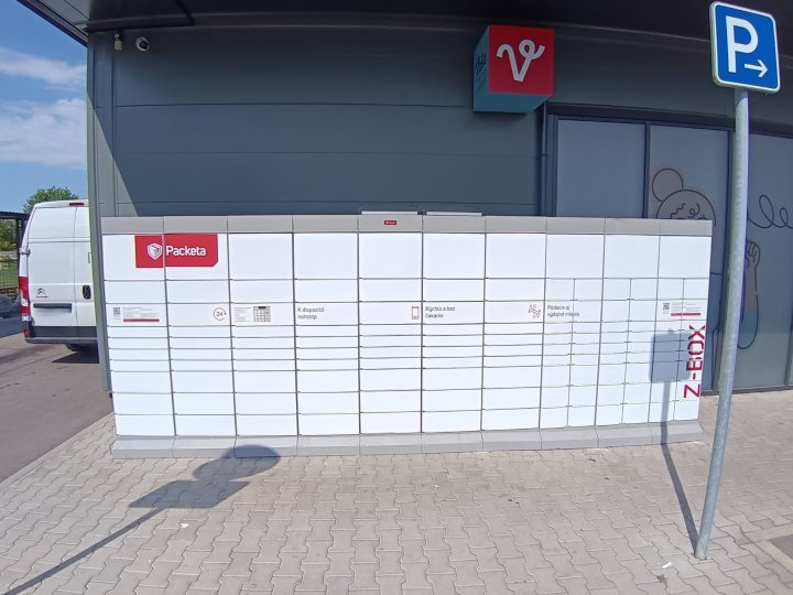 Z-BOX Zlaté Klasy, Prievozská cesta 930/39
