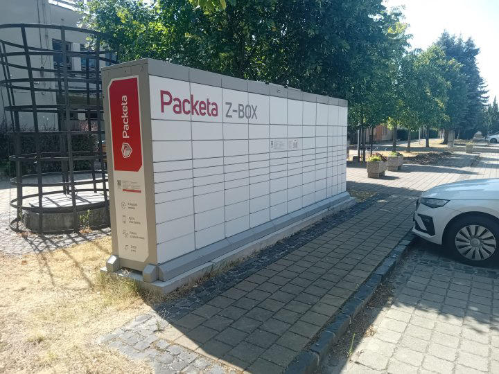 Z-BOX Brodské, Školská 407/6