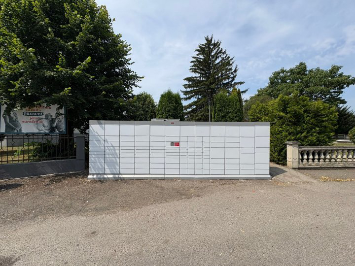Z-BOX Pavlovce nad Uhom, Hlavná 3