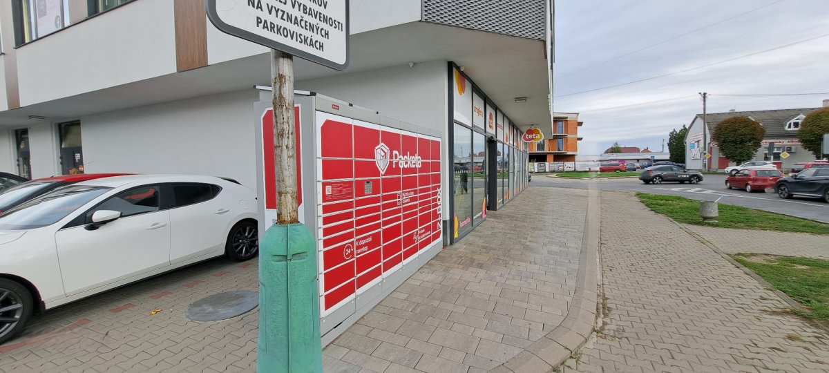 Z-BOX Vranov nad Topľou, Duklianskych hrdinov 1207/30 (ALVEJA)