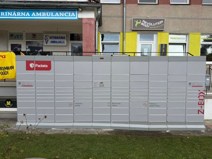 Z-BOX Svit, Štúrova 220