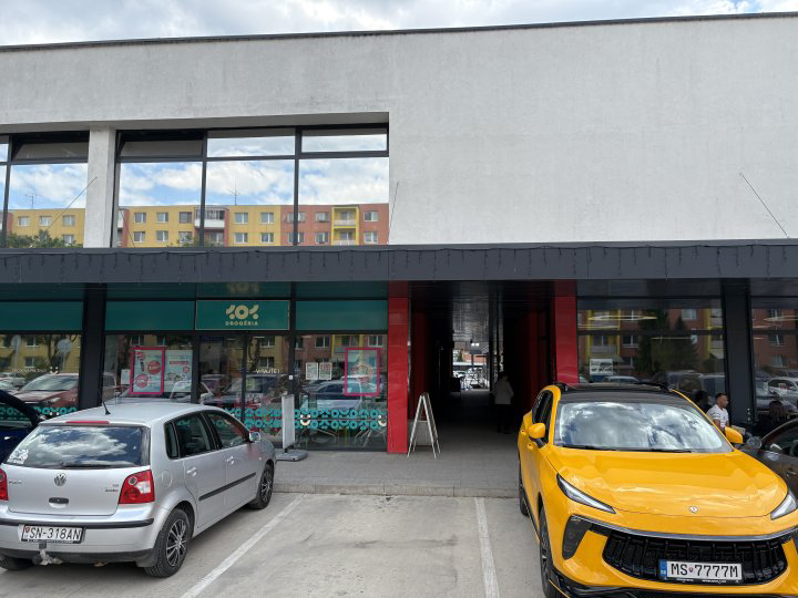 Spišská Nová Ves, Lipová 20 ( Papierníctvo )