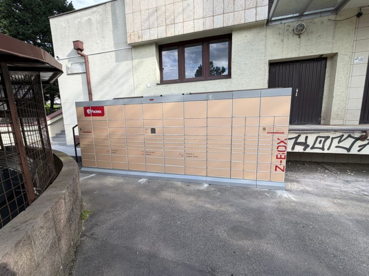 Z-BOX Bratislava, Karloveská 712/6C