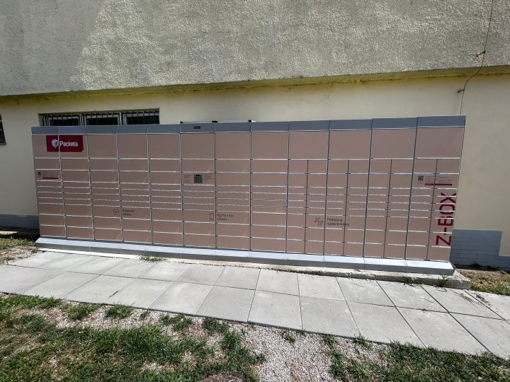 Z-BOX Bratislava, Kubačova 7536/1A