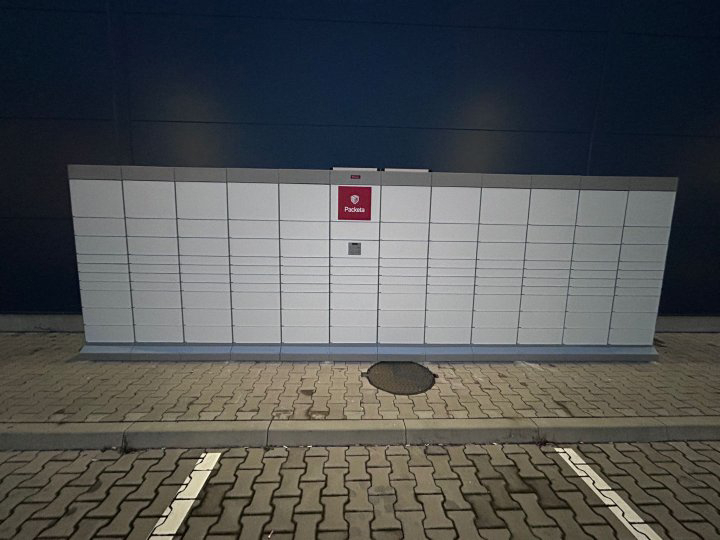 Z-BOX Bratislava, Petra Legnera 6850/1 (Möbelix)