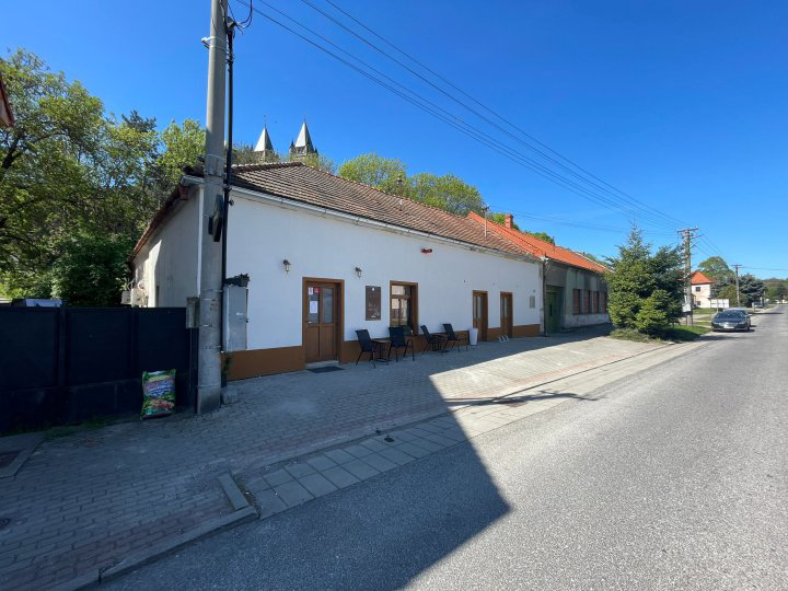 Hronský Beňadik, Pod kláštorom 448